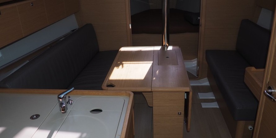 Dufour 360 Grand Large