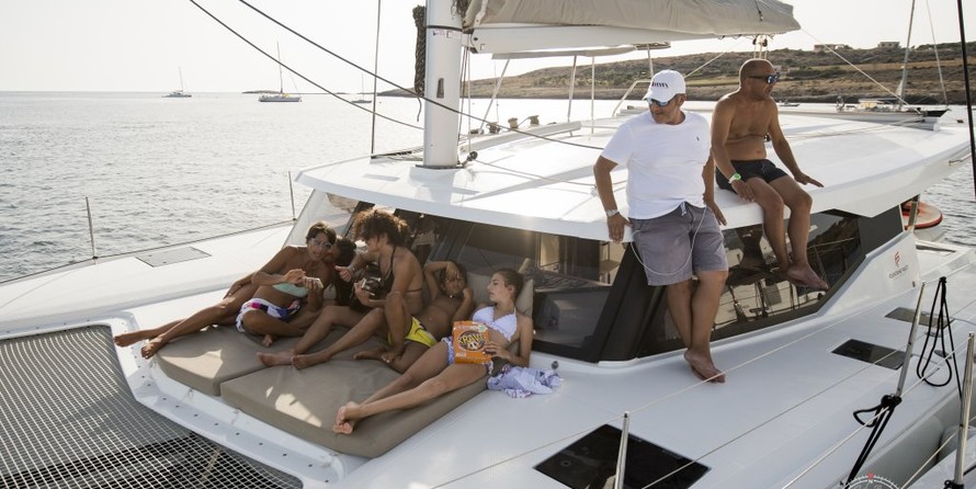 Fountaine Pajot Lucia 40