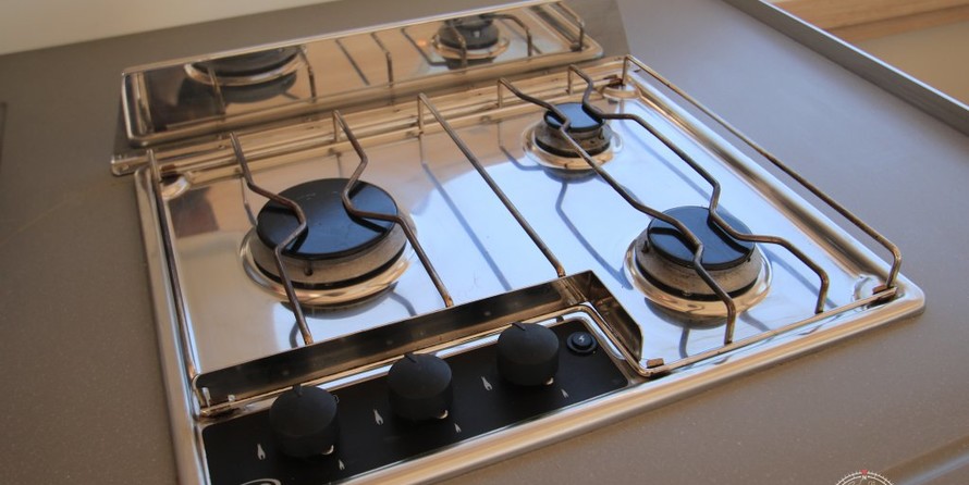 Fountaine Pajot Lucia 40