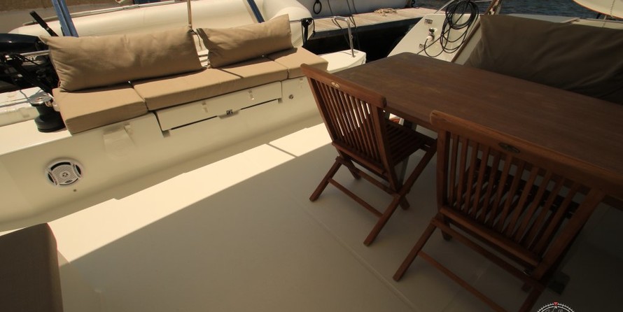 Fountaine Pajot Lucia 40