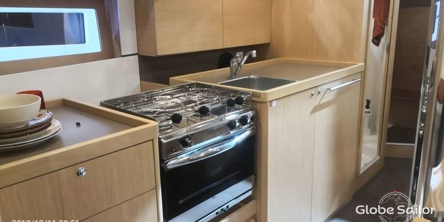 Beneteau Oceanis 38