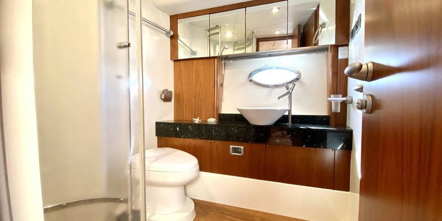 Sunseeker Predator 72