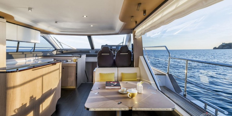 Azimut 60