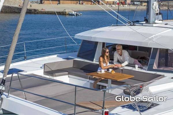 Bali catamarans 4.0 lounge