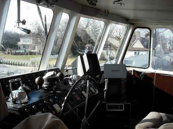 Derecktor Custom Charter