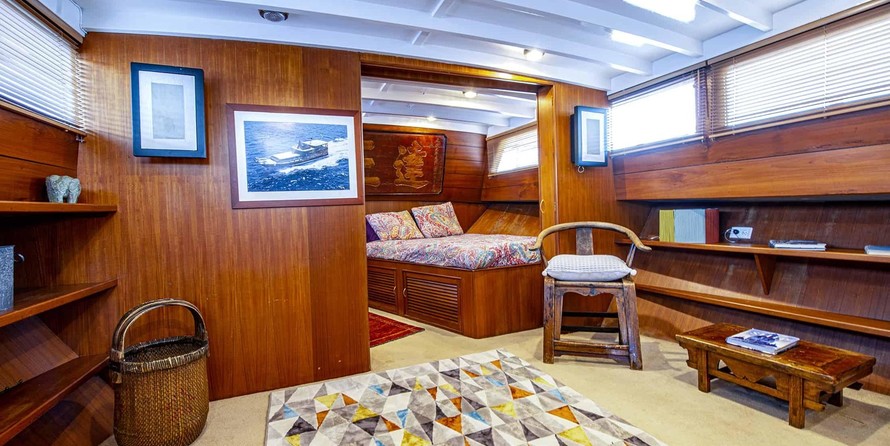 Simpson 12 meter junk rigged