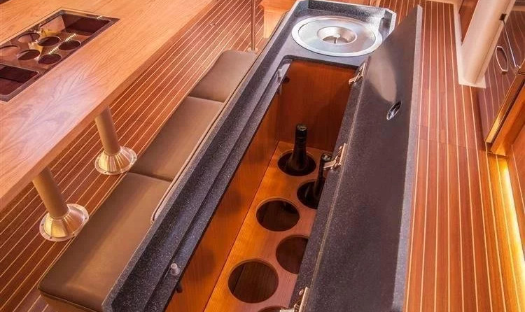 Hanse 505 - 4 + 1 cab.