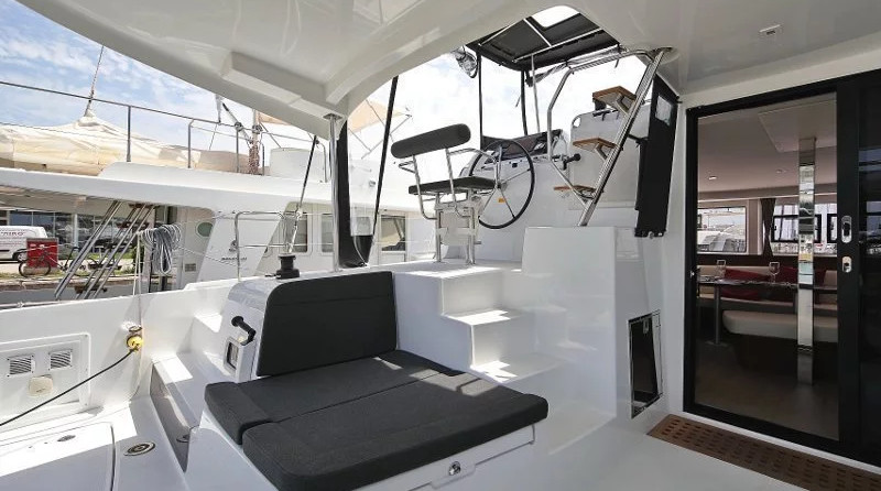 Lagoon 42