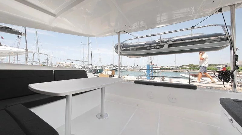 Lagoon 42