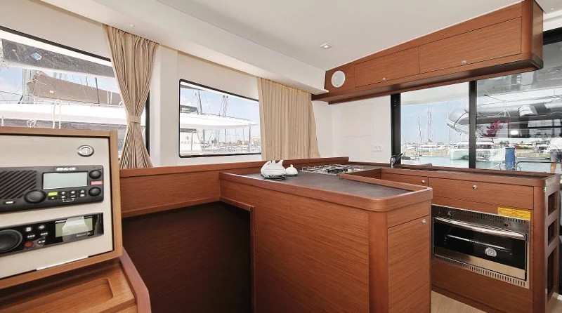 Lagoon 42