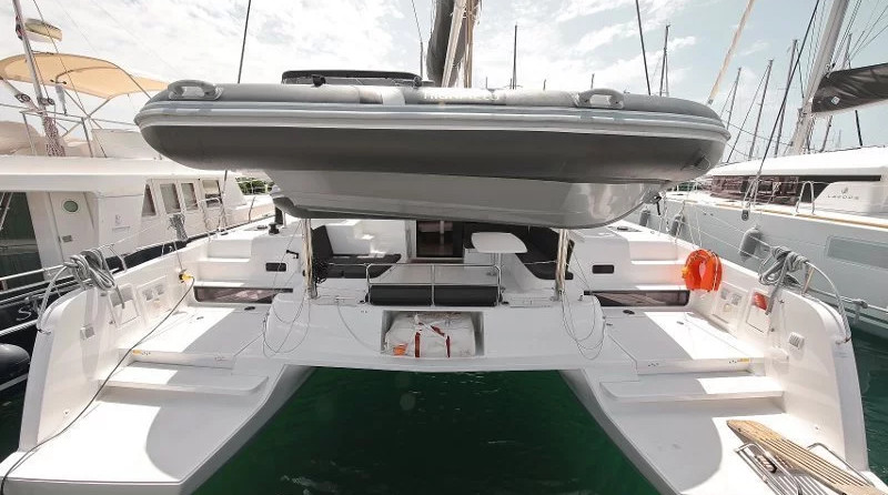 Lagoon 42