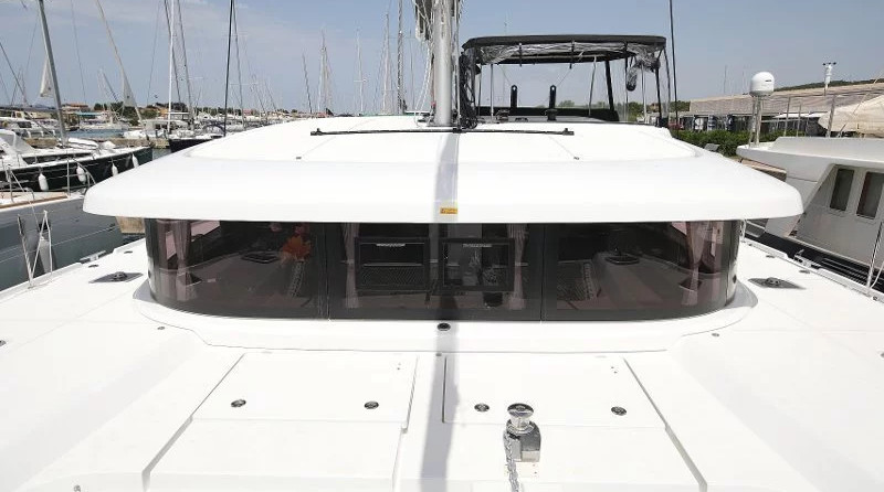 Lagoon 42