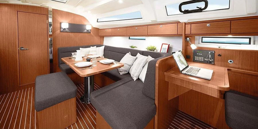 Bavaria Cruiser 41 Style