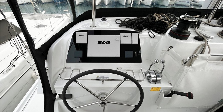 Lagoon 42