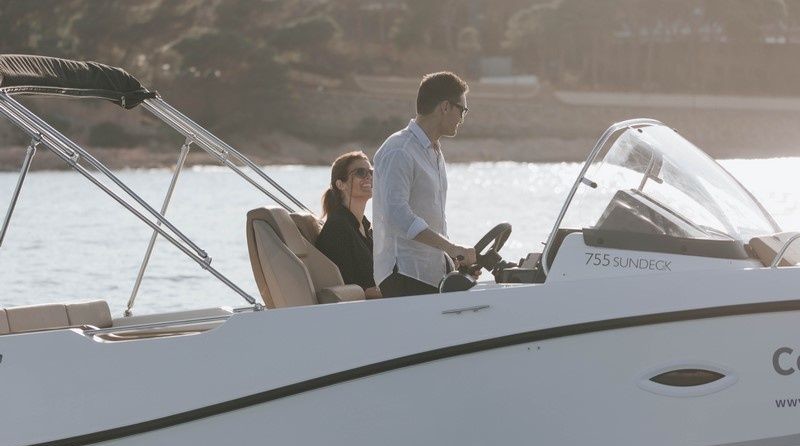 Quicksilver 755 Sun Deck