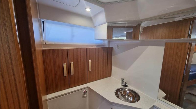 Greenline 33