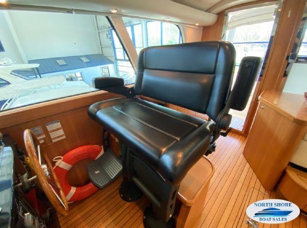 Tiara Yachts 52 Sovran