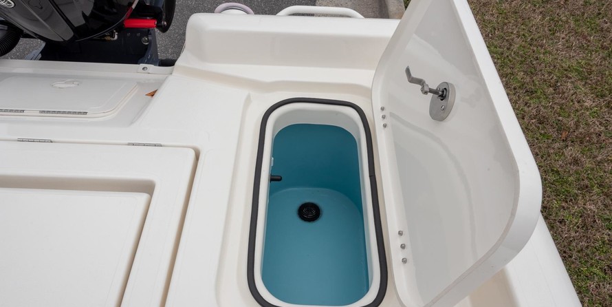 Skeeter SX2350 Black