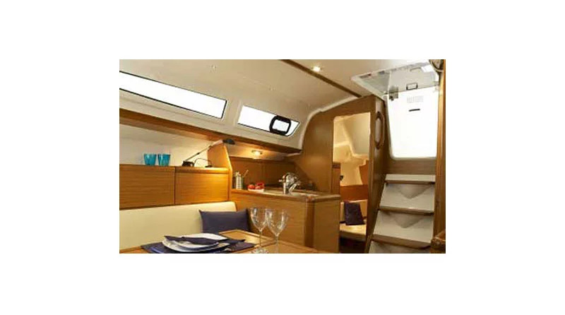 Sun Odyssey 30i (2Cab)