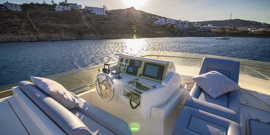 Ferretti Yachts 68