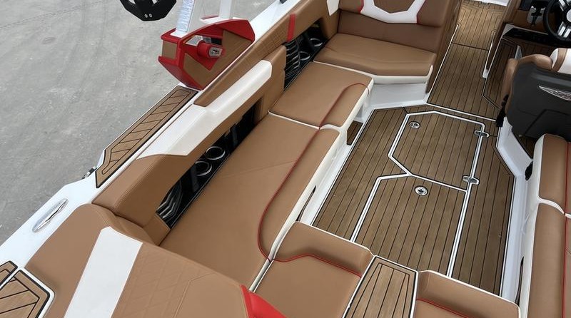 Super Air Nautique G23