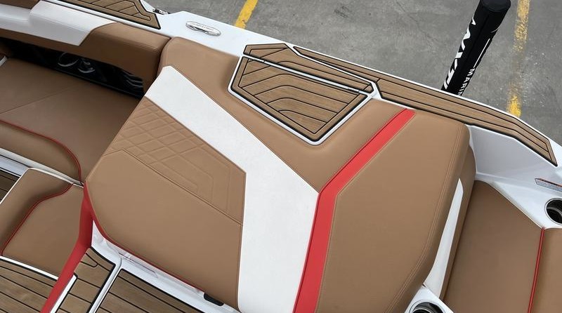 Super Air Nautique G23