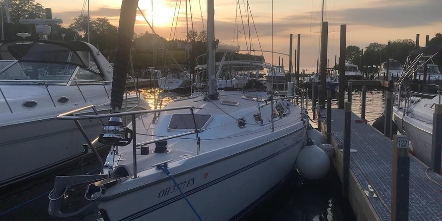 Catalina 375