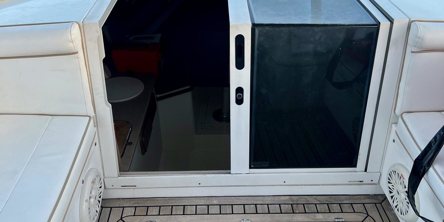 Contender 35 Express